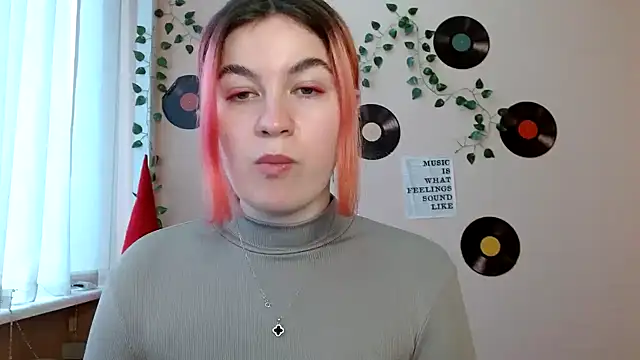 Aura  Myst online show from December 2025 12:01:02 PM