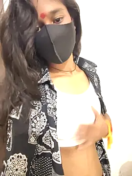 Snapshot of jaanvi-Rani chatting on June 2026 03:47:02 AM jaanvi-Rani online show from June 2026 03:47:02 AM