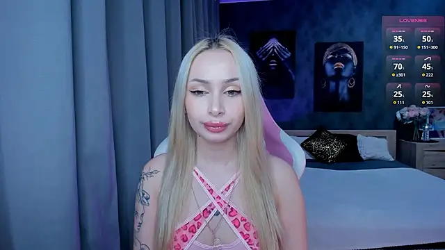 LanaMiracle online show from February 2026 03:55:02 AM