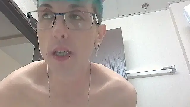 AskAveryAnything online show from February 2026 06:45:01 AM