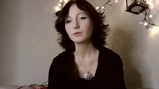 glissada online show from December 2025 06:01:02 PM