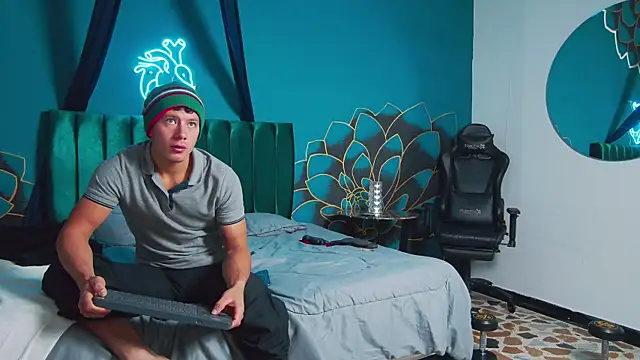 Snapshot of MagnusKnight_ chatting on January 2026 01:40:01 AM MagnusKnight online show from January 2026 01:40:01 AM