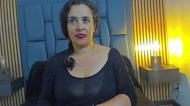 Angelic serenity online show from March 2026 07:39:01 PM