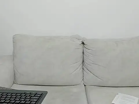 Aurora and the beast online show from December 2025 05:31:02 PM