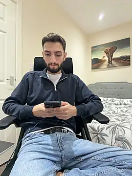 Juliann69Ramiro online show from January 2026 05:39:01 PM