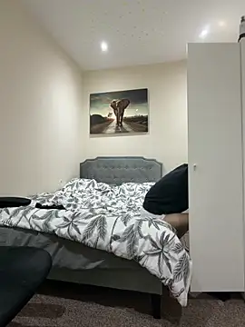 Juliann69Ramiro online show from February 2026 07:37:02 PM