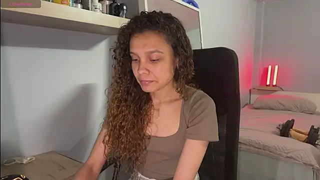 Sunshineegirll online show from March 2026 08:14:01 PM