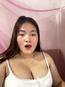 Snapshot of Moonlight_see123 chatting on December 2025 01:59:02 PM Moonlight see123 online show from December 2025 01:59:02 PM