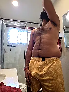 RoshiClouded online show from February 2026 07:50:02 PM