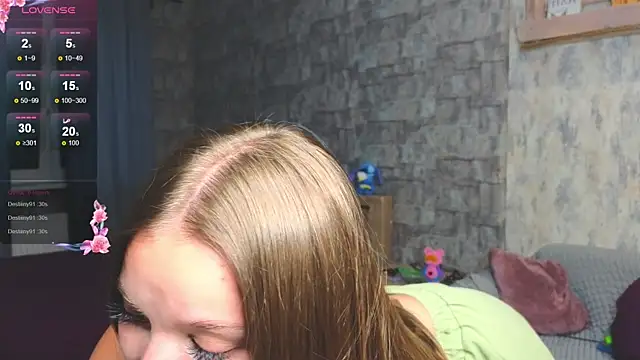 Snapshot of Cara_Sweet1 chatting on July 2026 06:23:01 PM Cara Sweet1 online show from July 2026 06:23:01 PM