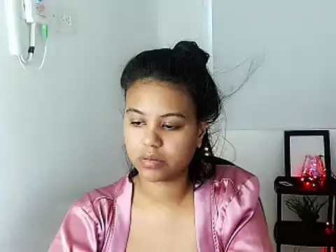 Snapshot of Shawnycarson chatting on June 2026 05:57:02 PM Shawnycarson online show from June 2026 05:57:02 PM