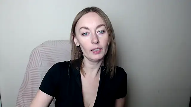 LiaSeass  online show from February 2026 10:07:02 AM