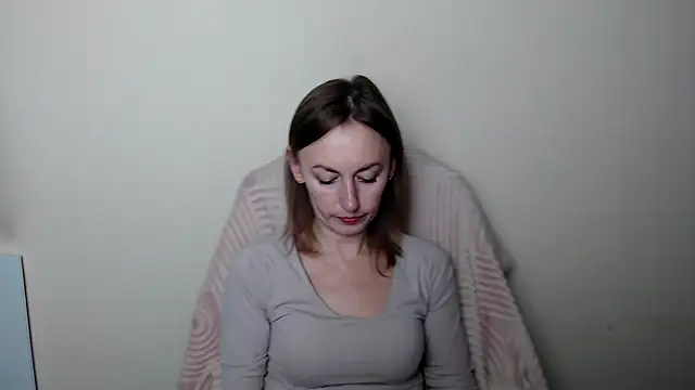 LiaSeass  online show from March 2026 12:06:02 PM