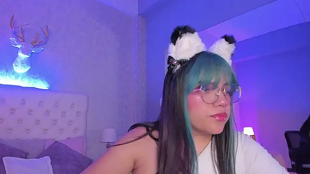 Snapshot of ZoeSkyee_ chatting on December 2025 02:28:01 AM ZoeSkyee online show from December 2025 02:28:01 AM