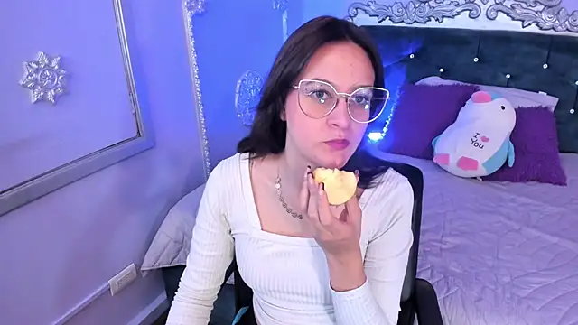 VioletSantana online show from December 2025 07:41:02 PM