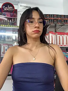 lunaluxury22 online show from February 2026 03:21:02 PM