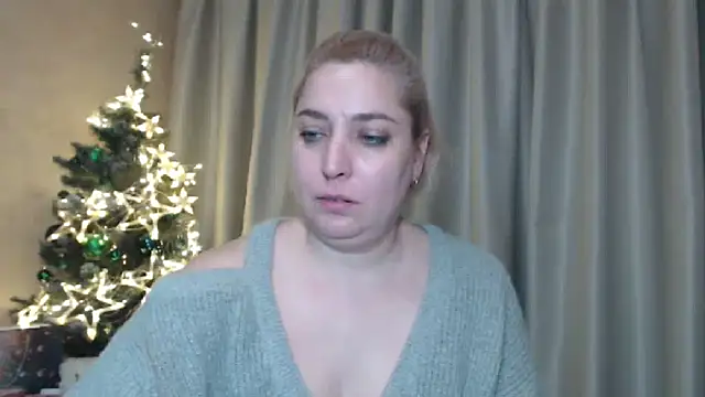 Snapshot of sweetpussy13 chatting on December 2024 10:14:02 AM sweetpussy13 online show from December 2024 10:14:02 AM