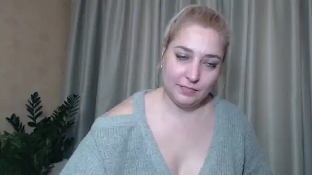 Snapshot of sweetpussy13 chatting on January 2025 10:08:01 AM sweetpussy13 online show from January 2025 10:08:01 AM