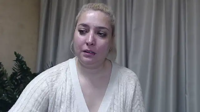 Snapshot of sweetpussy13 chatting on November 2025 07:30:02 AM sweetpussy13 online show from November 2025 07:30:02 AM