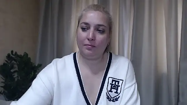 sweetpussy13 online show from June 2026 06:15:02 AM