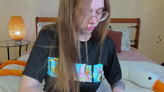 Snapshot of miya_soft chatting on June 2026 01:32:01 AM miya soft online show from June 2026 01:32:01 AM