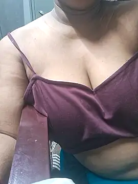 Snapshot of Sexy_doctor72 chatting on July 2026 06:26:01 PM Sexy doctor72 online show from July 2026 06:26:01 PM