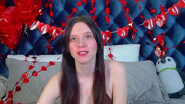 ArinaKubrick online show from February 2026 04:13:01 PM