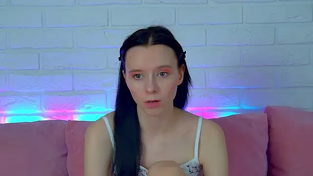 ArinaKubrick online show from March 2026 04:10:02 PM