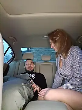 Lovebackground online show from November 2025 12:19:02 PM