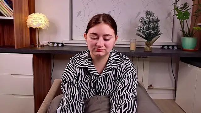 SolHaukaas online show from December 2025 01:35:02 AM