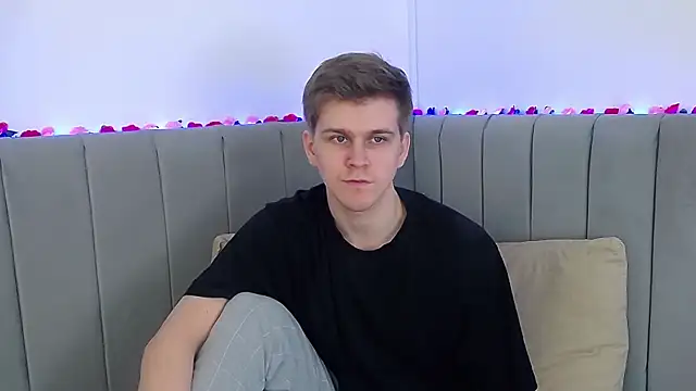 NickJohnas online show from February 2026 12:30:02 PM