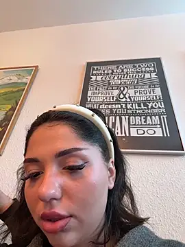 SilkyMira online show from February 2026 09:24:02 AM