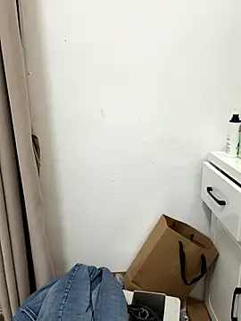 Snapshot of Niuniu1989 chatting on December 2025 09:14:02 AM Niuniu1989 online show from December 2025 09:14:02 AM