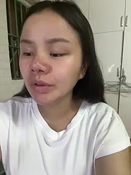 leo-kitty online show from April 2026 02:51:02 PM