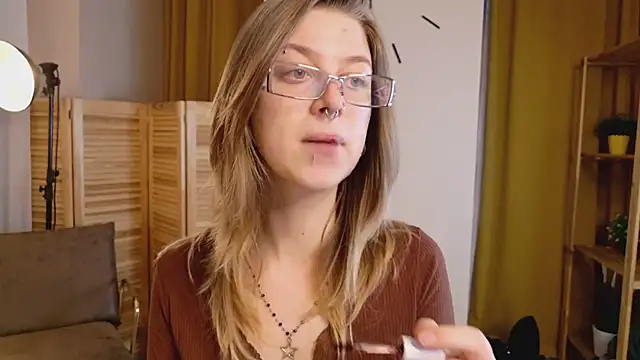 Snapshot of crazysound chatting on January 2026 06:19:01 AM crazysound online show from January 2026 06:19:01 AM