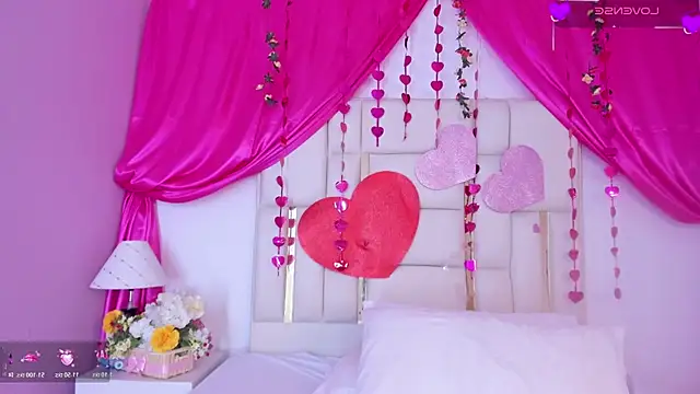 Silvanna-Casstro online show from February 2026 11:40:01 AM