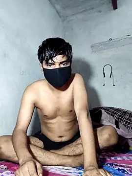 realcouple71 online show from February 2026 01:15:02 PM