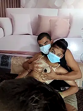 realcouple71 online show from June 2026 07:22:02 AM