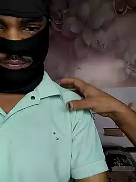 realcouple71 online show from July 2026 07:02:02 AM
