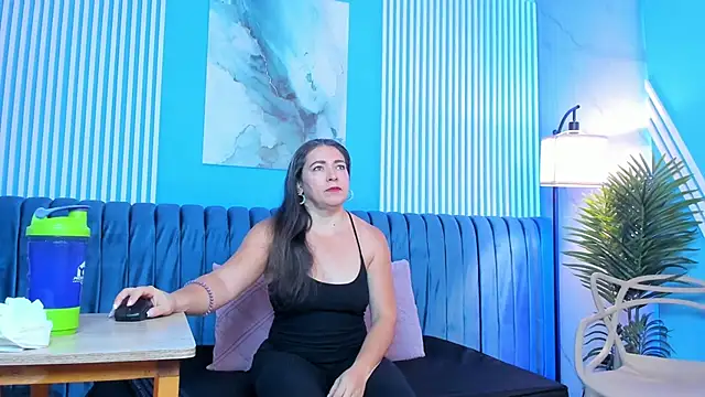 Snapshot of dahianeconnor chatting on March 2026 11:37:02 AM dahianeconnor online show from March 2026 11:37:02 AM