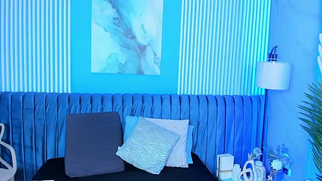 Snapshot of dahianeconnor chatting on April 2026 11:37:01 AM dahianeconnor online show from April 2026 11:37:01 AM