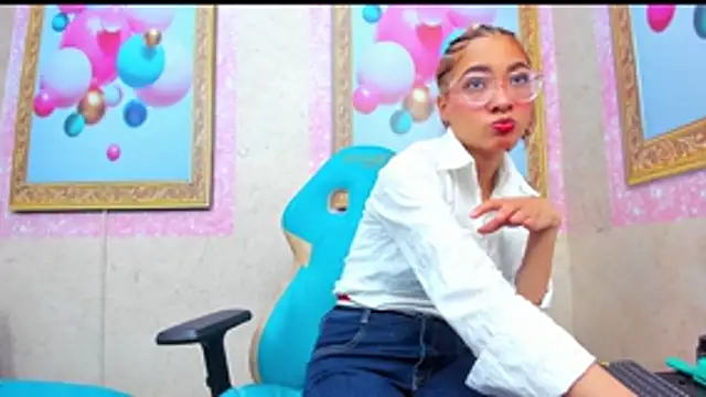 Jadde Greyy  online show from March 2026 12:00:02 PM