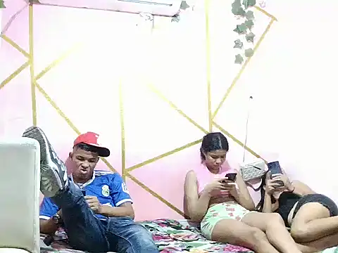 twobigscock23 online show from April 2026 12:20:02 AM