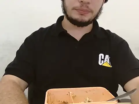 Snapshot of EngenheiroNovinho chatting on March 2026 03:45:01 PM EngenheiroNovinho online show from March 2026 03:45:01 PM