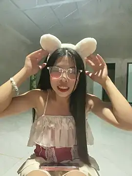 lux-su online show from May 2026 01:22:02 AM