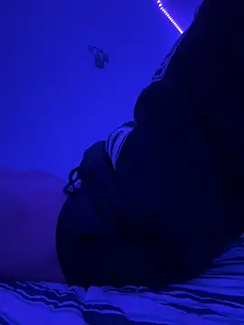 faces818 online show from April 2026 02:28:01 AM