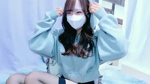 Snapshot of Yura_yura_ch chatting on May 2026 11:50:02 AM Yura yura ch online show from May 2026 11:50:02 AM