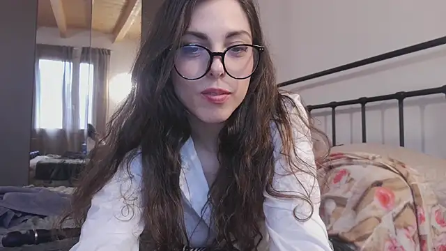 YourSlutQueen online show from February 2026 10:43:01 AM