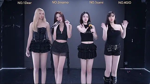 Snapshot of G-Velvet chatting on December 2025 04:11:01 PM G-Velvet online show from December 2025 04:11:01 PM