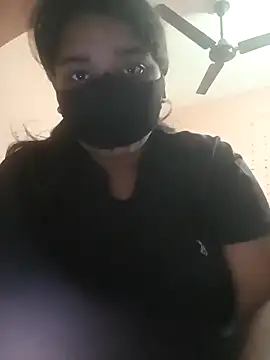 Snapshot of Yaya_345 chatting on December 2025 06:36:02 PM Yaya 345 online show from December 2025 06:36:02 PM